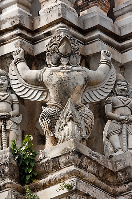 Wat Ratchaburana-010